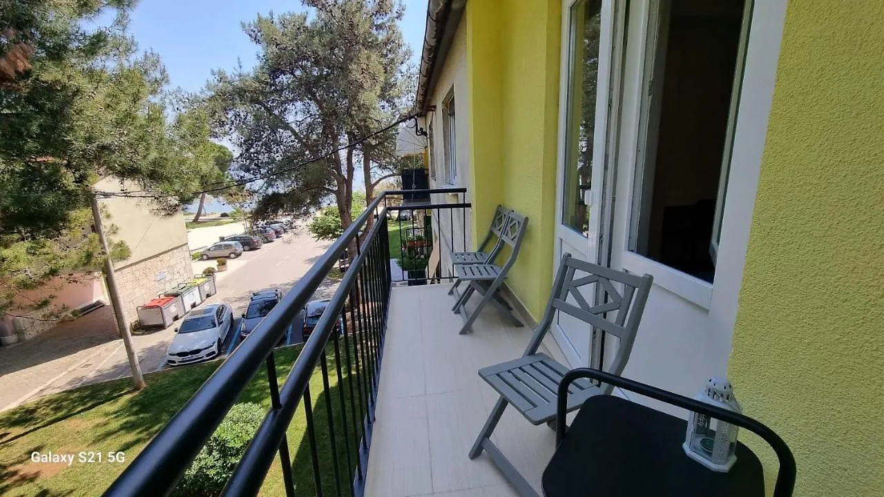 Apartment Rivarela Blu - Newly Renovated And Top Location Near Sea Novigrad Istria