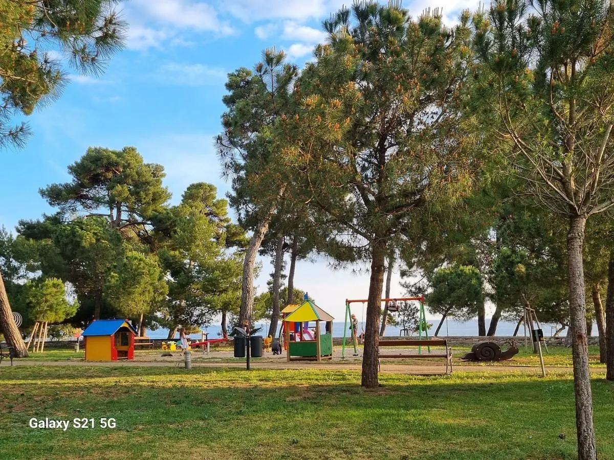 Apartment Rivarela Blu - Newly Renovated And Top Location Near Sea Novigrad Istria Kroatien